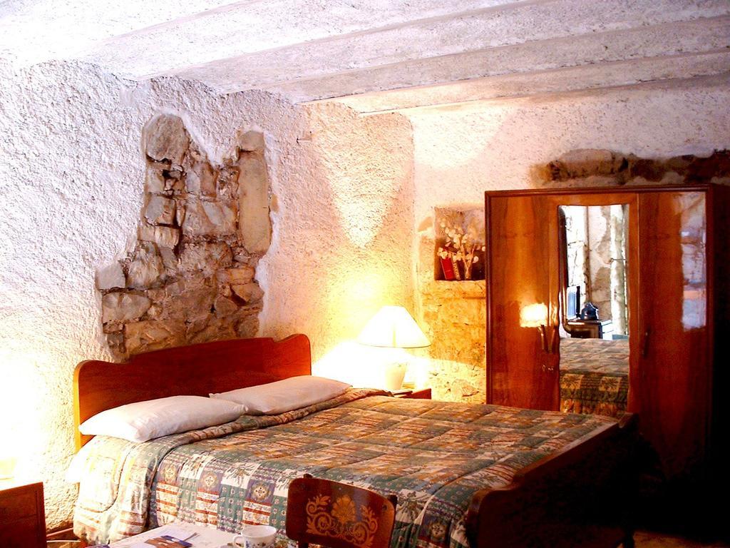 Medieval Village B&B Ne 客房 照片